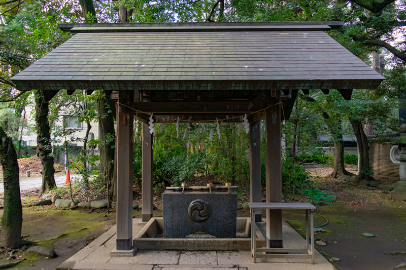 赤坂氷川神社の手水舎