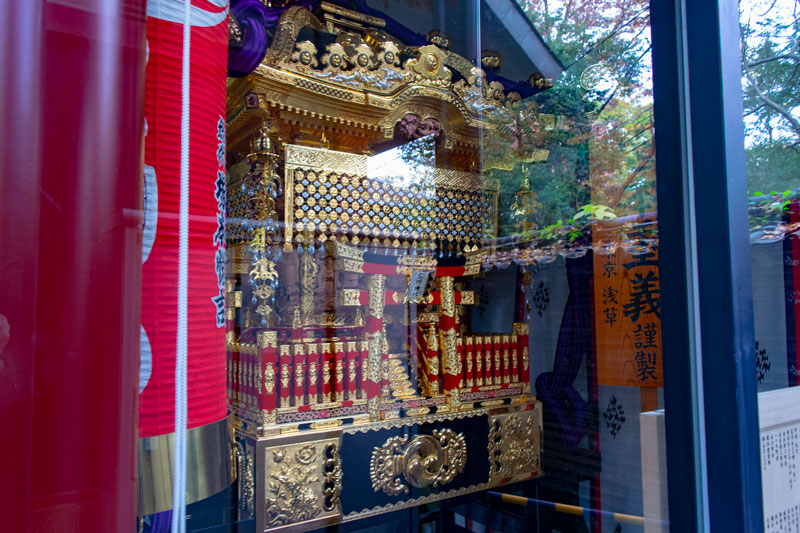 赤坂氷川神社の神輿