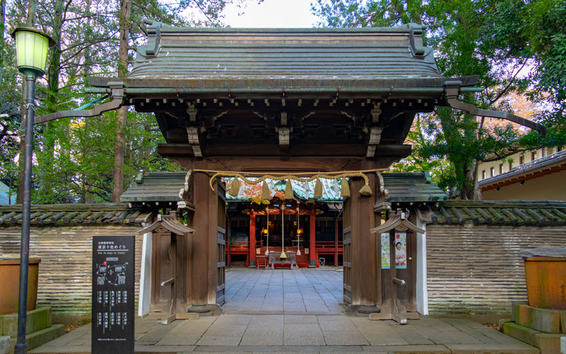 赤坂氷川神社の神門