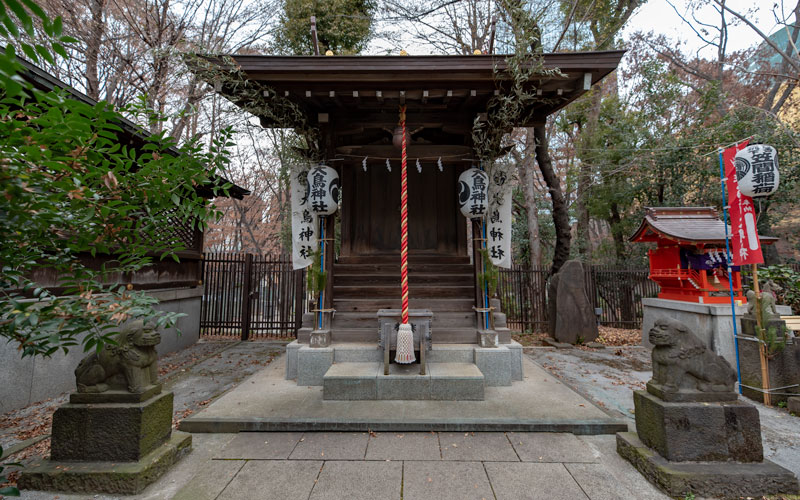 十二社熊野神社の末社大鳥神社