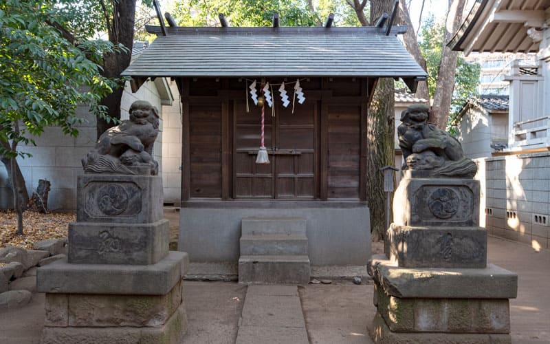 神明氷川神社の末社津島神社