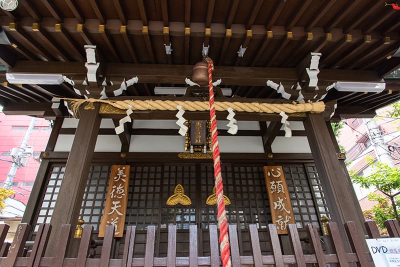 恵比寿神社　拝殿3