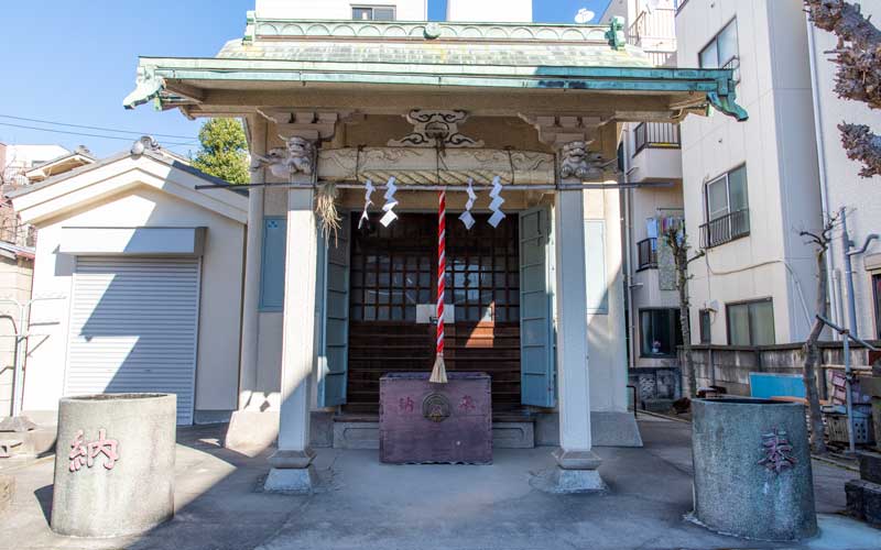 中田稲荷神社　拝殿