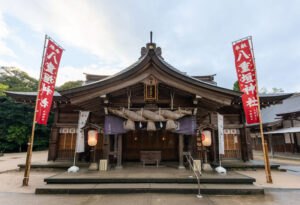 八重垣神社拝殿